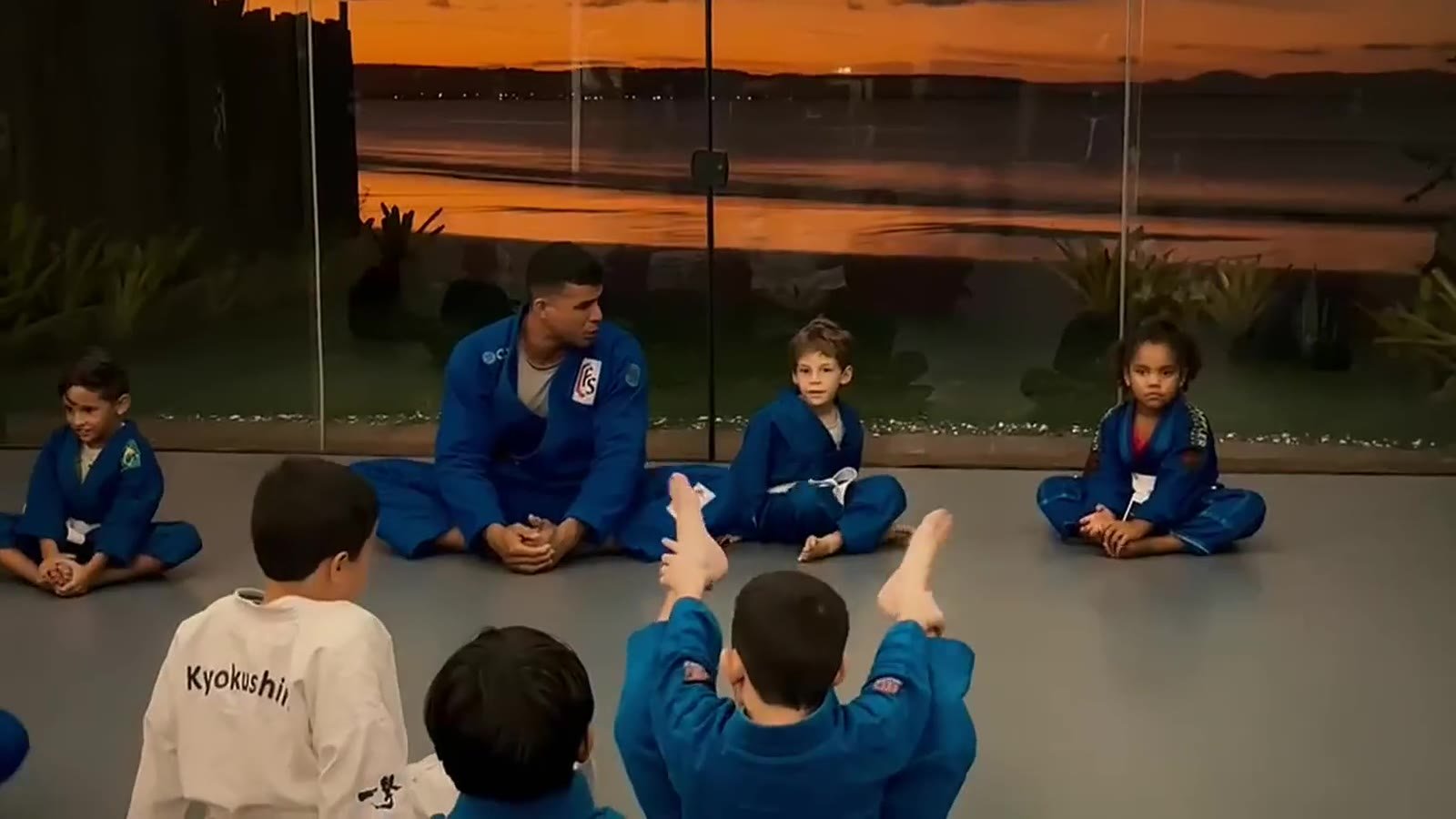 Aula kids na Fight Sports Ilhéus